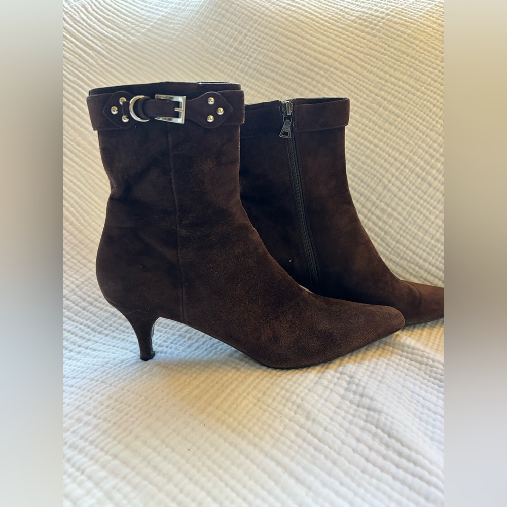 Prada pointed tou boot brown suede size 39 1/2